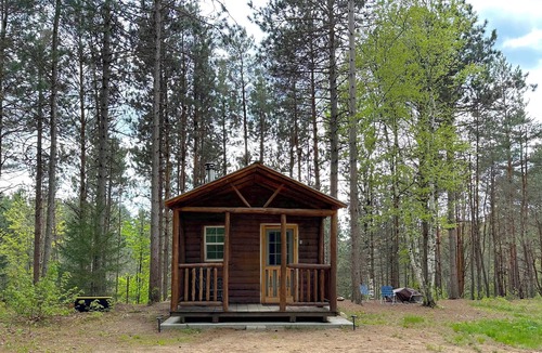 Malone Cabin | Pine Cabin