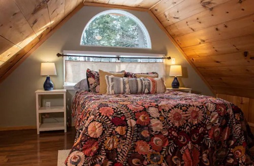 Alder Creek Cabin | Pine Cone Cabin, Amazing Hiking Trails Close By!