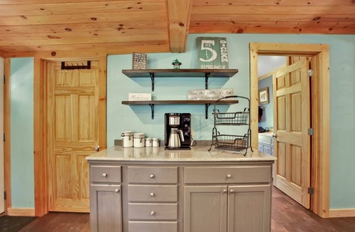 Gaines House | Pine Creek Retreat : Pine Creek Access!