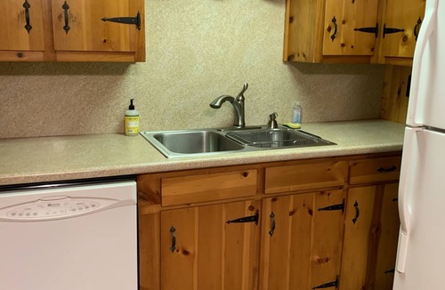 Wellsboro Cabin | Pine Creek Trailside Cabin-Fireside Retreat