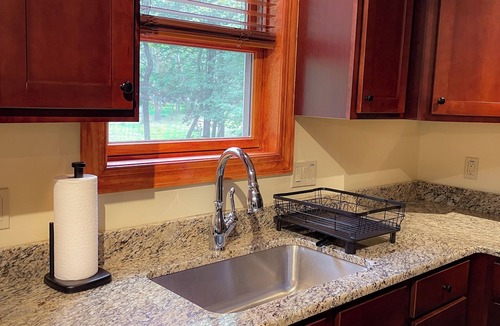 Lake Harmony Estates Ski Chalet | Pine Crest Lodge, 8BR 5BA Home with Beach Access, Fire Pit, & Private Hot Tub
