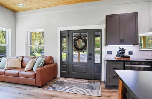 Sugar Grove Cabin | Pine Grove Barndominium