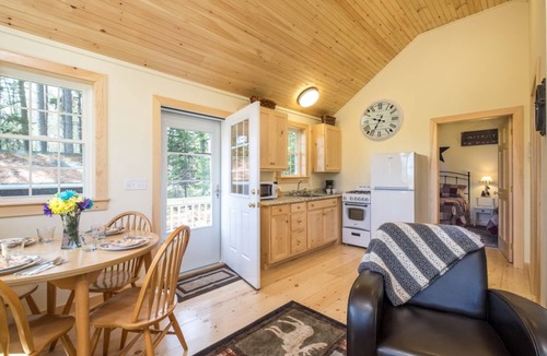 Lincolnville Cottage | Pine Grove Cottages