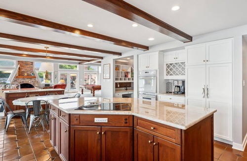 George Washington House | Pine Harbor - 4-BR Waterfront Estate with Pool
