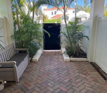 Gold Coast Apartment | Pine Heaven