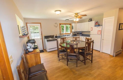 Speculator Cottage | Pine Hill Cottage