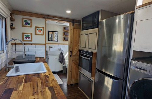 Tunnel Hill Cottage | Pine Hollow: A Tiny Home Hideaway