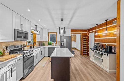 Duncannon House | Pine Hollow Lodge