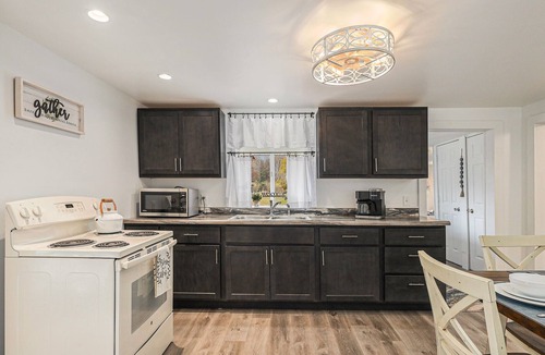 Smyrna House | Pine Lake Cottage #2!