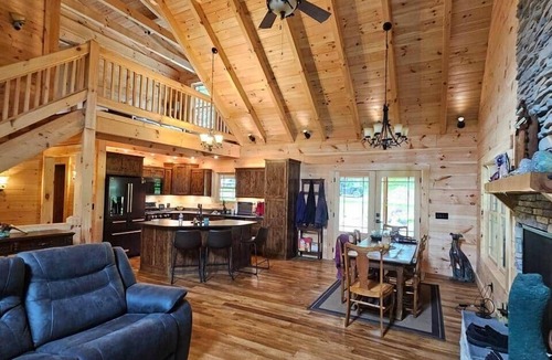 Madison House | Pine Lodge at Lost Trails
