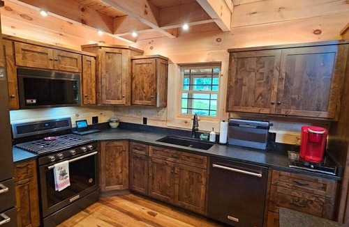 Madison House | Pine Lodge at Lost Trails