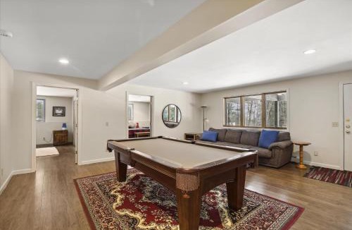 Stowe Hollow House | Pine Lodge