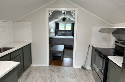 Pine Mountain Apartment | Pine Mountain Loft at the lake