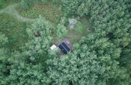 Marchand Cabin | Pine Place with Dome, Solar off-grid, Sauna & Pool