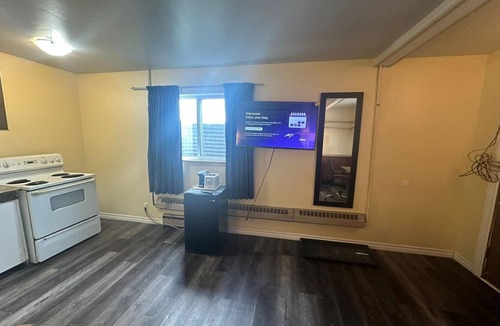 Timmins Hotel | Pine Ridge Motel
