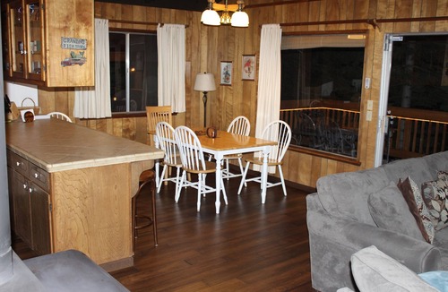 Long Barn Cabin | Pine Ridge Retreat