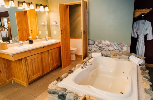 Leavenworth Bed & Breakfast | Pine River Ranch B&B