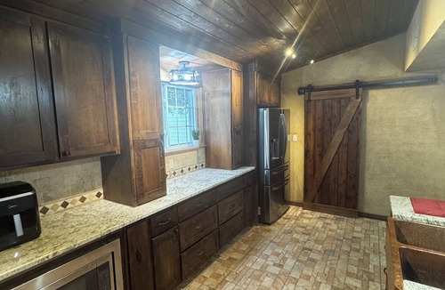 Midland House | Pine tree blvd 3/2 family friendly in midland