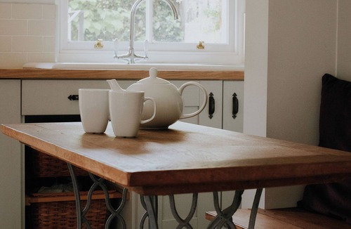 Eardington Cottage | Pine Tree Lodge Bridgnorth