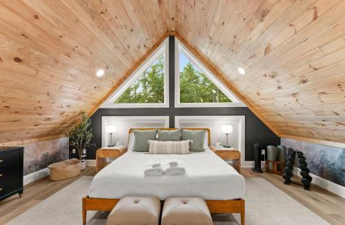 Cleveland House | Pine Valley Cabins Private Hot Tub & Mtn Views