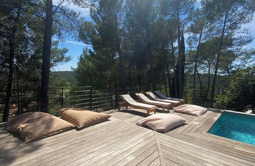 Grabels Villa | Pine villa