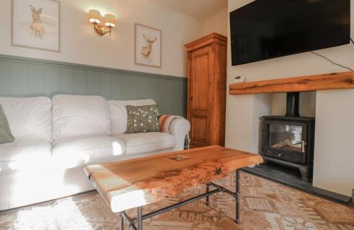 Uttoxeter House | Pine Walk