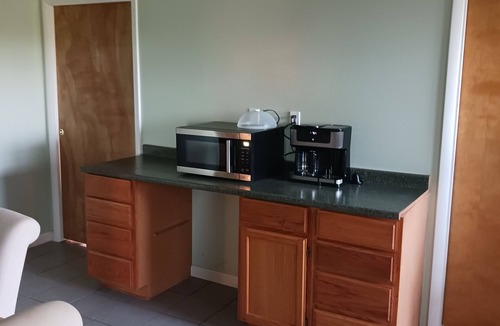 Suttons Bay House | PineBay Hideaway!nTwo bedroom, 1 bath, private area. Sleeps 5 plus pullout sofa.