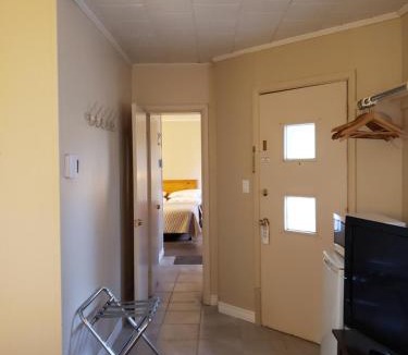 Penobsquis Hotel | Pinecone Motel