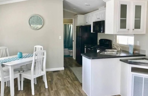 Southgate Apartment | Pinecraft Blue Heron Tiny Home