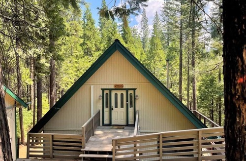 Cold Springs House | Pinecrest Escape