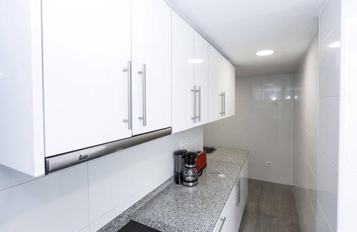 La Pineda Apartment | PINEDA 7 with communal pool, beach at 100m