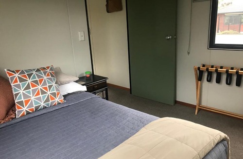 Putaruru House | Pinedale Cottage