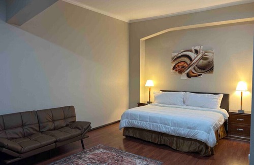Laurel Hotel | Pinehurst Suite Room 206