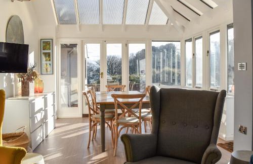 St Margaret's at Cliffe House | Pines Cottage - Uk42110