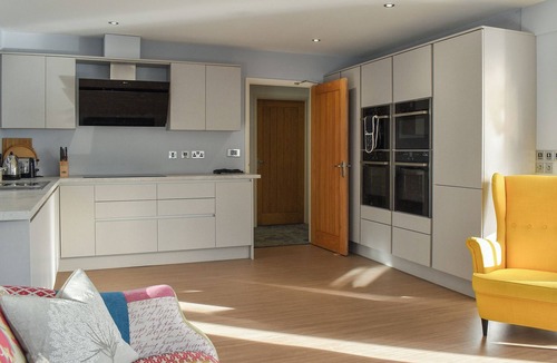 St Margaret's at Cliffe Cottage | Pines Cottage - UK42110