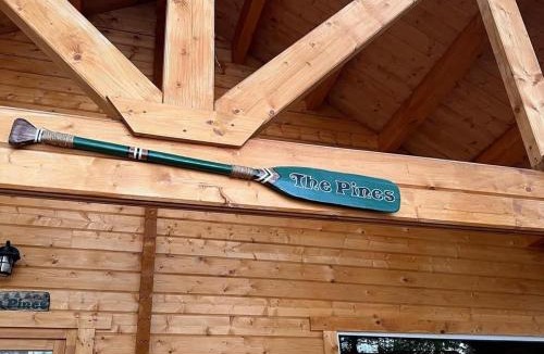 Seguin House | Pines Lakefront Cottage at Horseshoe Lake