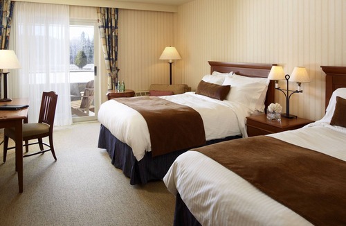 Haliburton Resort | Pinestone Resort & Conference Centre