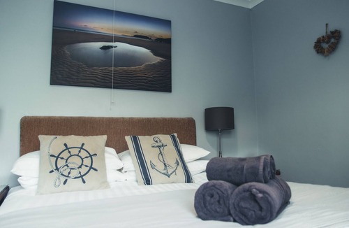 Wiseman's Bridge Bed & Breakfast | Pinewood B&B