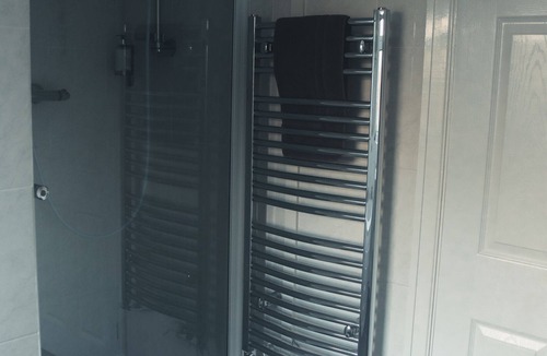 Wiseman's Bridge Bed & Breakfast | Pinewood B&B