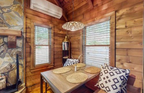 Mineral Bluff House | Piney Mountain Perch