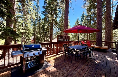 Ridgewood House | Piney Wood By Tahoe Getaways - 2 BR + Loft w/Hot Tub