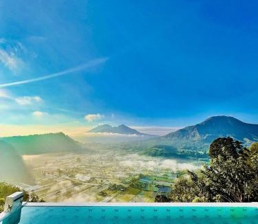 Songan Bed & Breakfast | pinggan box glamping