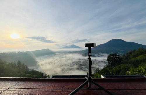 Songan Bed & Breakfast | pinggan box glamping