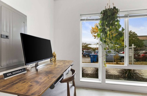 Whittier Heights House | Pingu's sweet suite - Micro Studio - 91Walkscore