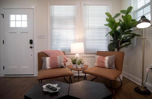 Greer House | Pink Door Cottage