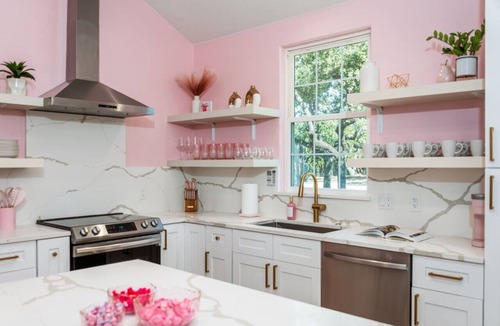 Austin House | Pink House ATX Pool & Spa Firepit