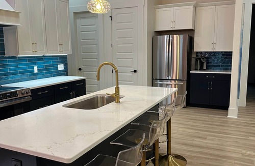 Amory House | Pink House Social
