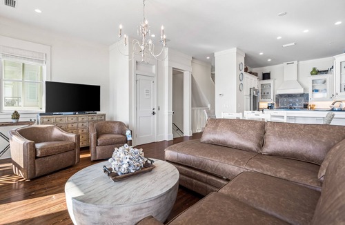 Delos House | Pink Pearl*OnPrivateBeach*BeachSvc+Gear*2Pools*Elevator