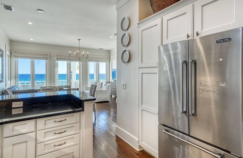 Delos House | Pink Pearl*OnPrivateBeach*BeachSvc+Gear*2Pools*Elevator