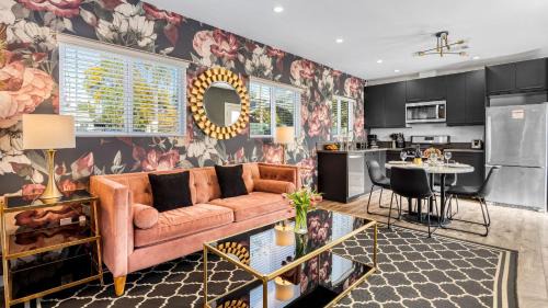 Hollywood Hotel | Pink Revival by AvantStay